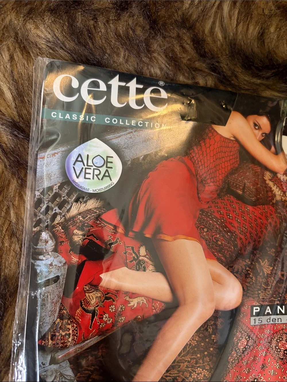 Cette Panama Classic Collection 15 denier-Aloe Vera Tights Black Size Super